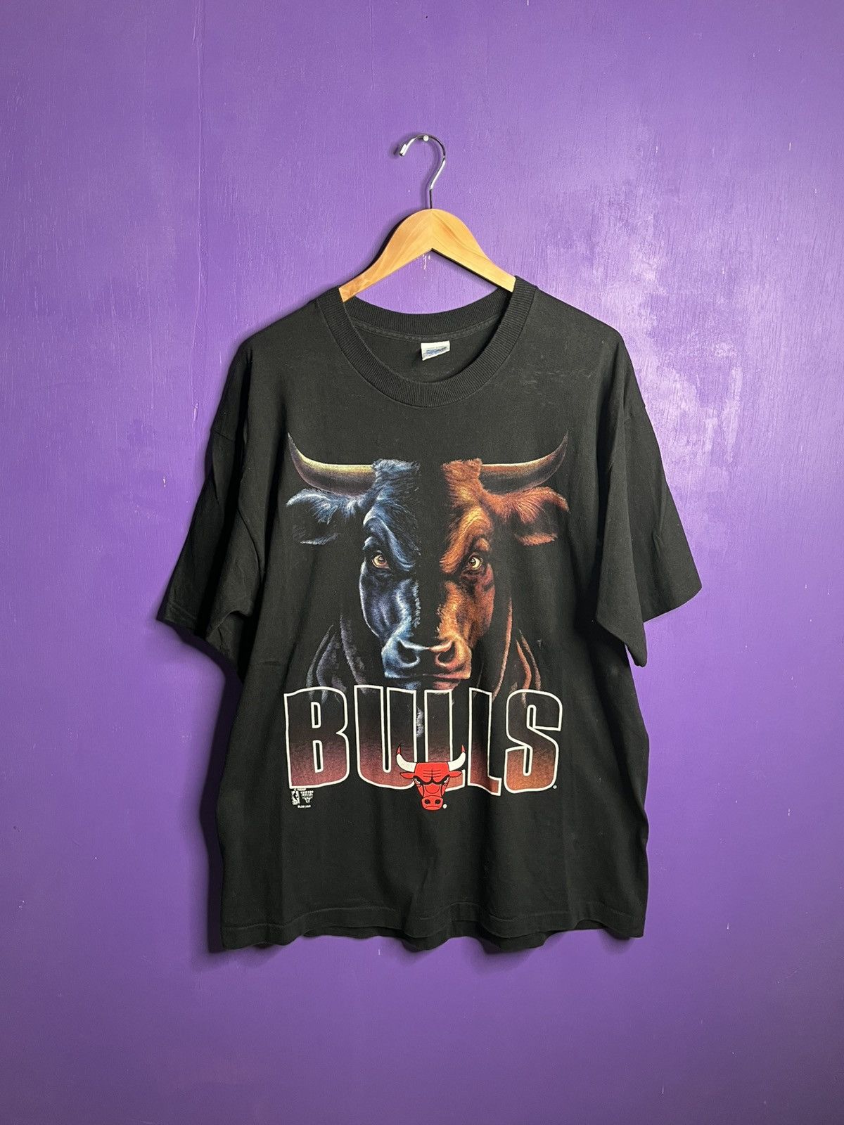 NBA × Salem Sportswear × Vintage Vintage 90s Salem Chicago bulls bull logo t-shirt Size US XL / EU 56 / 4 - 1 Thumbnail