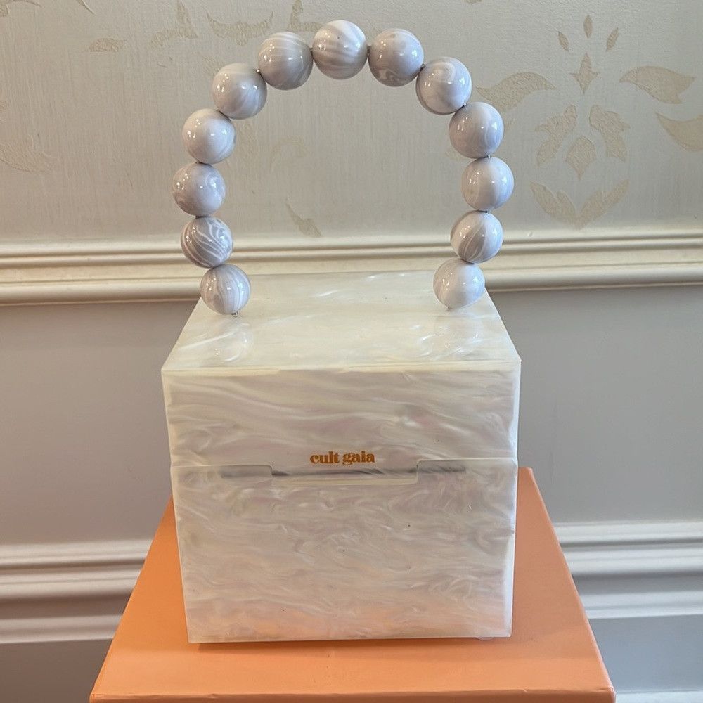 Cult Gaia Cult Gaia Eos Box Bag in Pearl Size ONE SIZE - 4 Thumbnail