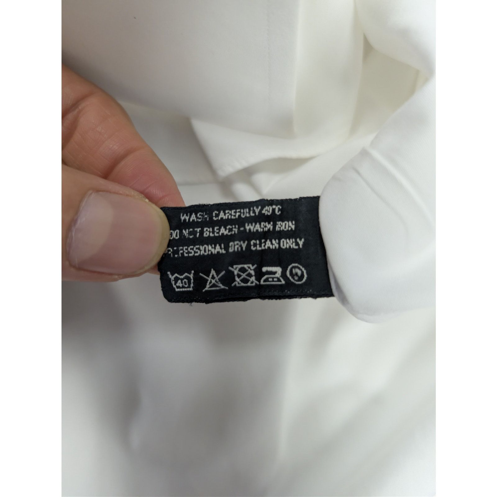 Tom Ford o1rshd1 CC20 Button up Shirt in White Size US S / EU 44-46 / 1 - 17 Thumbnail