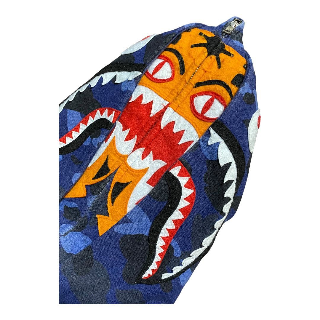 Bape BAPE Double Shark / Tiger Full Zip Hoodie Blue camo Size US XXL / EU 58 / 5 - 3 Thumbnail