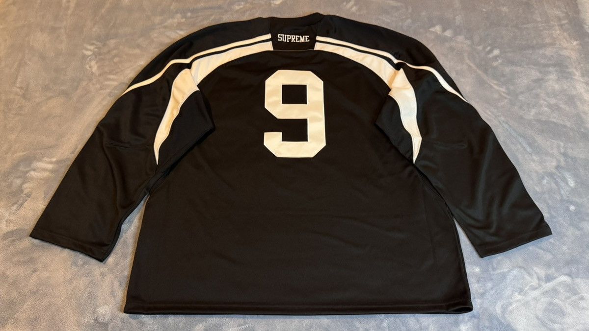 Misfits × Supreme Supreme x The Misfits Hockey Jersey XXL Black Size US XXL / EU 58 / 5 - 12 Thumbnail