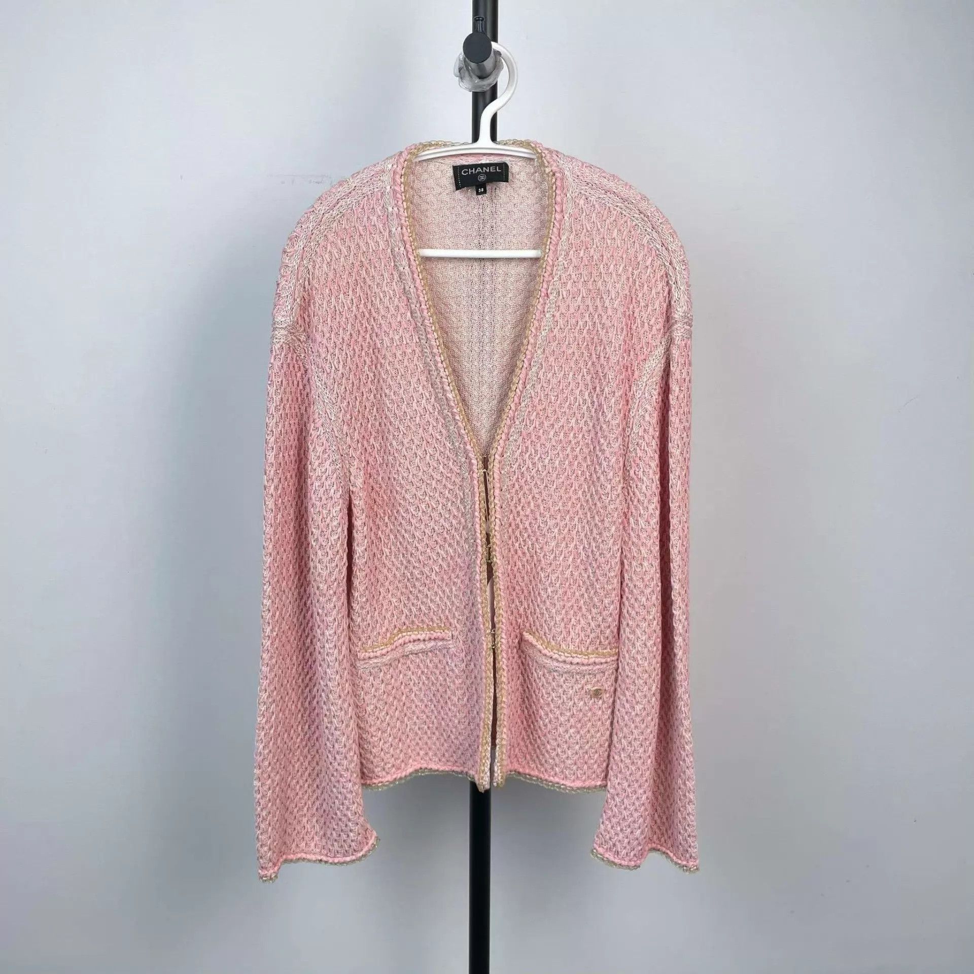 Chanel Women's Chanel pink knit cardigan 38 95 new Size S / US 4 / IT 40 - 1 Thumbnail