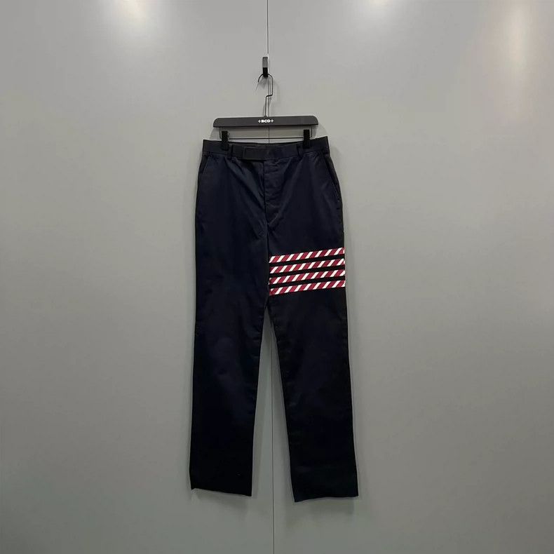 Thom Browne Thom Browne size2 Four stripe design casual pants Size US 26 / EU 42 - 1 Thumbnail