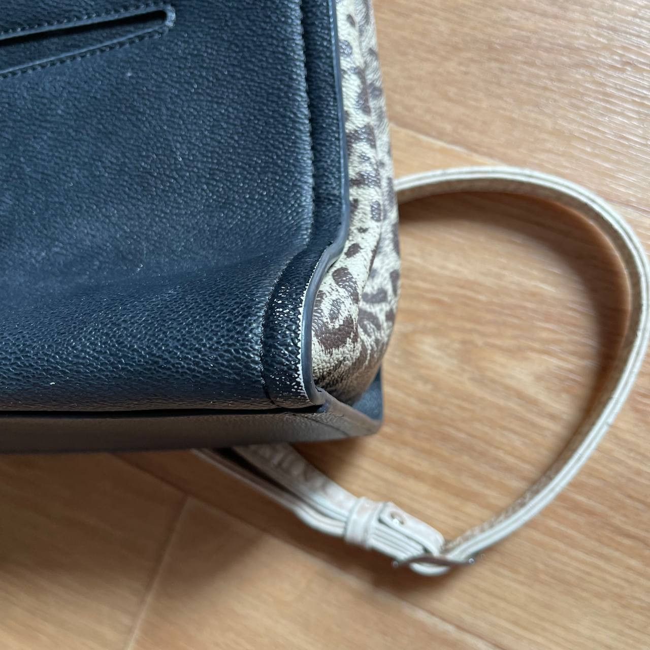 Cavalli Class × Just Cavalli × Roberto Cavalli Cavalli Class Leopard Handbag Size ONE SIZE - 16 Thumbnail