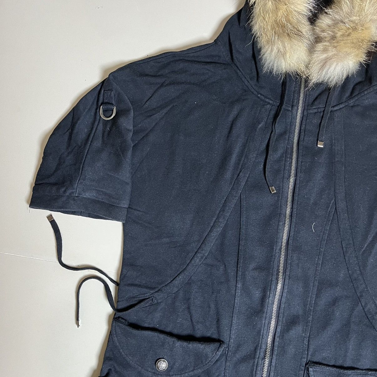 Le Grande Bleu (L.G.B.) Litmus Jeans Fur Trim Techwear Short Sleeve Hoodie Size US M / EU 48-50 / 2 - 2 Thumbnail