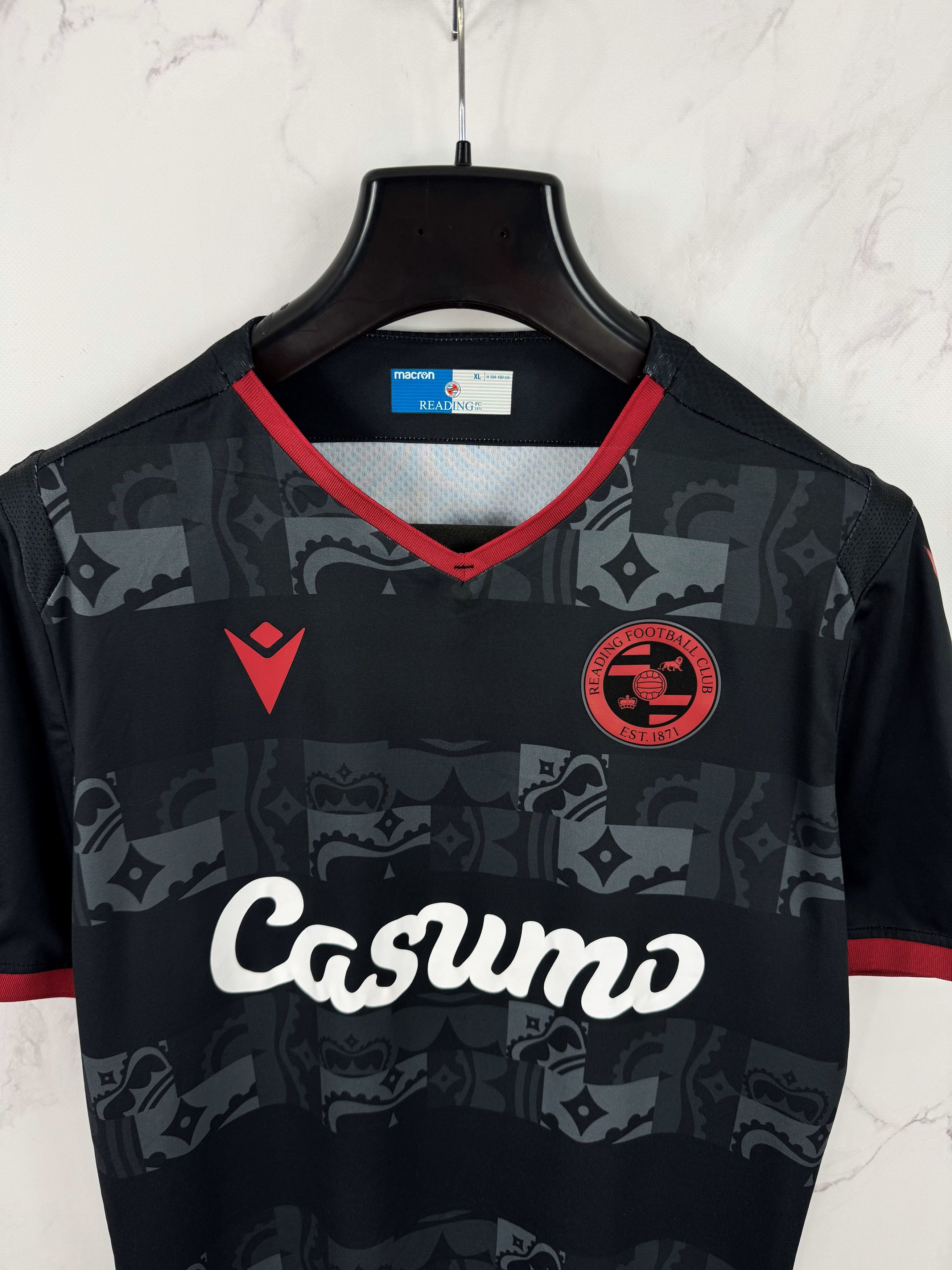 Macron Macron Reading Jersey 2019 - 20 Season Away Type Size XL Size US XL / EU 56 / 4 - 5 Thumbnail