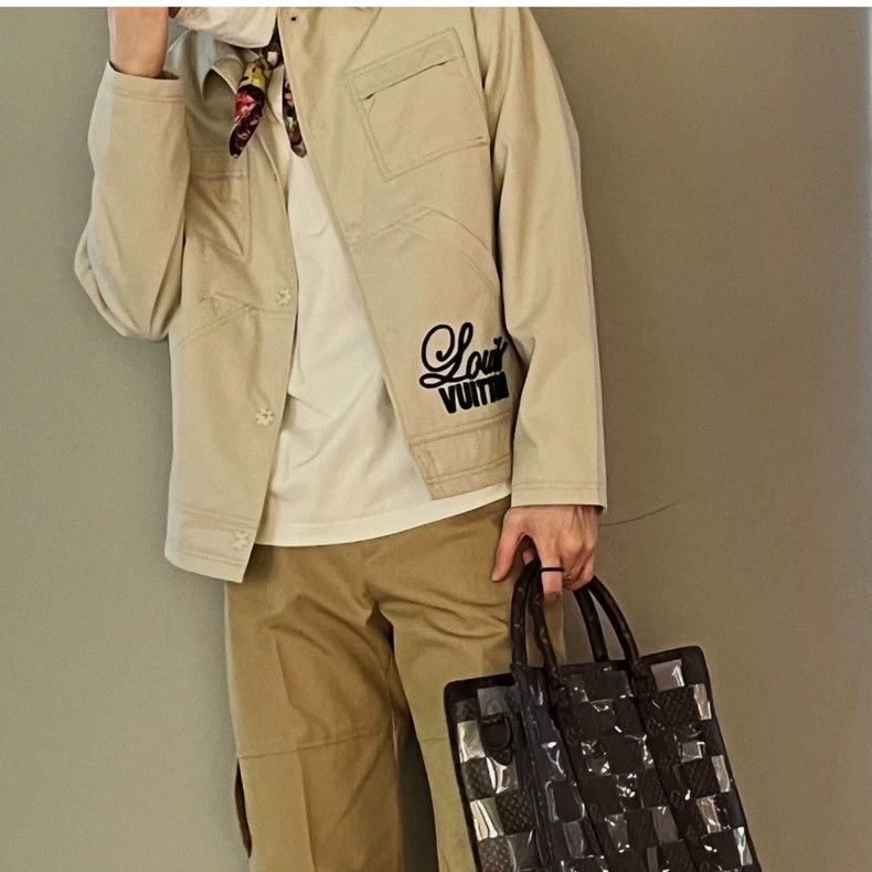 Louis Vuitton Louis Vuitton Beige work jacket Size US L / EU 52-54 / 3 - 5 Thumbnail