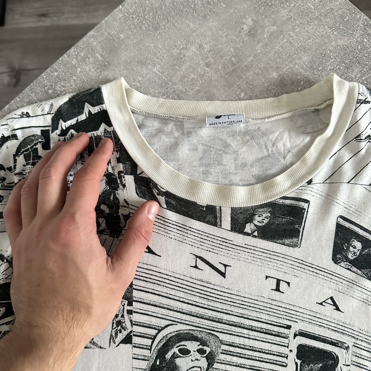 Vintage Vintage 90s All Over Print AOP tee Hawaii chill y2k girls Size US L / EU 52-54 / 3 - 7 Thumbnail