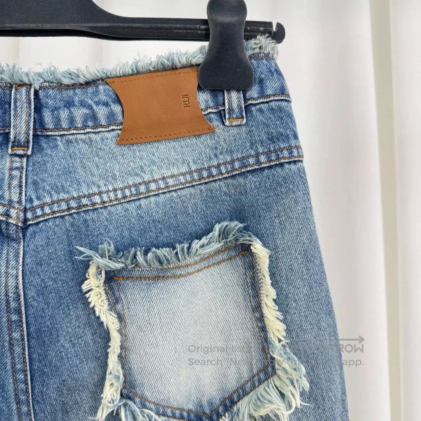 RUIbuilt Rui Distressed Raw Hem Washed Denim Pants. Size 27" / US 4 / IT 40 - 5 Thumbnail