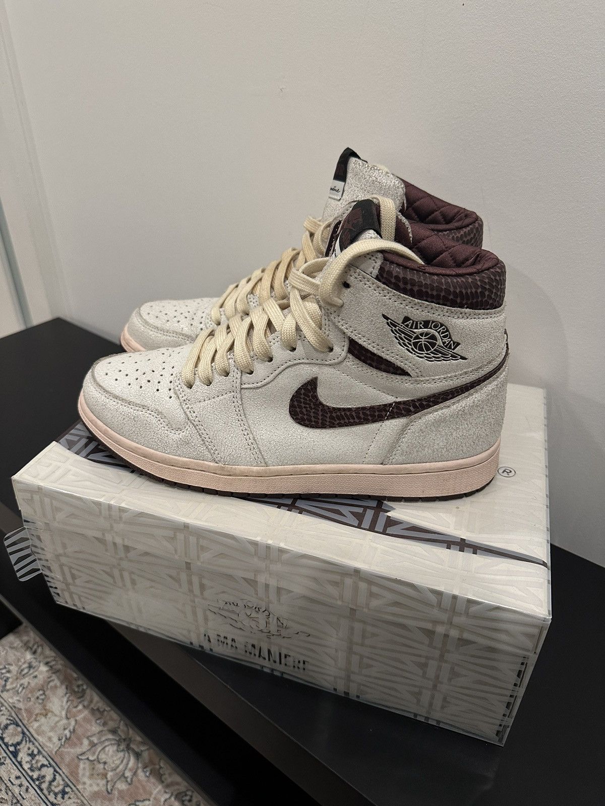 A Ma Maniere × Jordan Brand Air Jordan 1 A Ma Maniere Sail/Burgandy Size US 9 / EU 42 - 1 Thumbnail