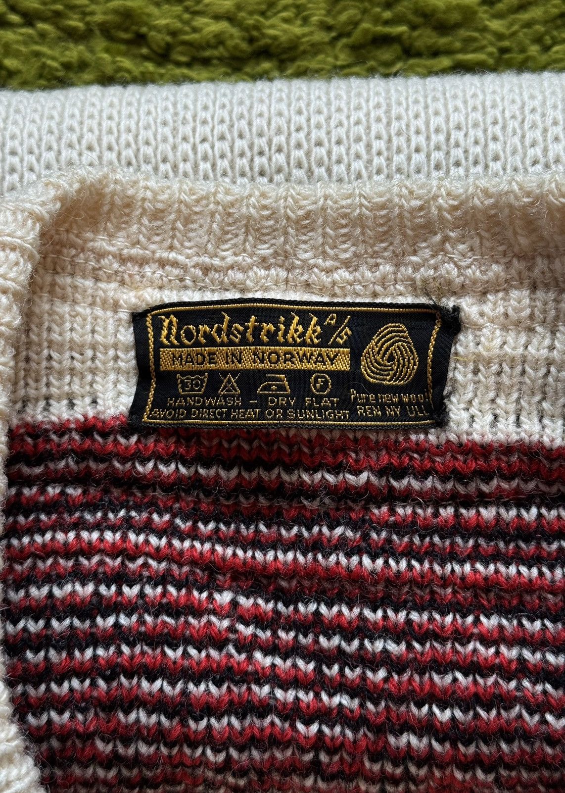 Dale Of Norway Nordstrikk Dale of Norway 2000s vintage wool ethnic cardigan Size US M / EU 48-50 / 2 - 5 Thumbnail