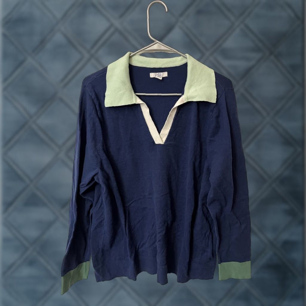 Croft & Barrow VINTAGE Croft & Barrow Long Sleeve Polo Sweater Blue With Green Accents 2XL Womens V-Neck Pullover Cotton Polyester Size XXL / US 16-18 / IT 52-54 - 1 Thumbnail