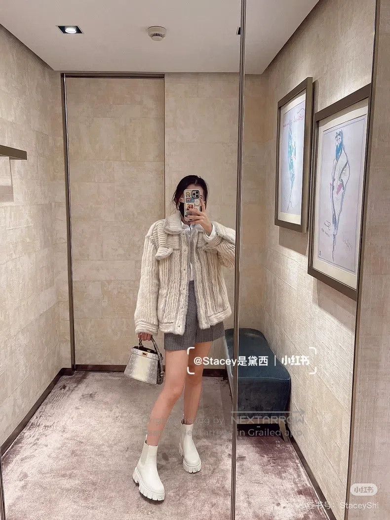 Fendi Fendi Pinkish blue and gray mixed with white fur-trimmed c Size XXS / US 00 / IT 34 - 9 Thumbnail
