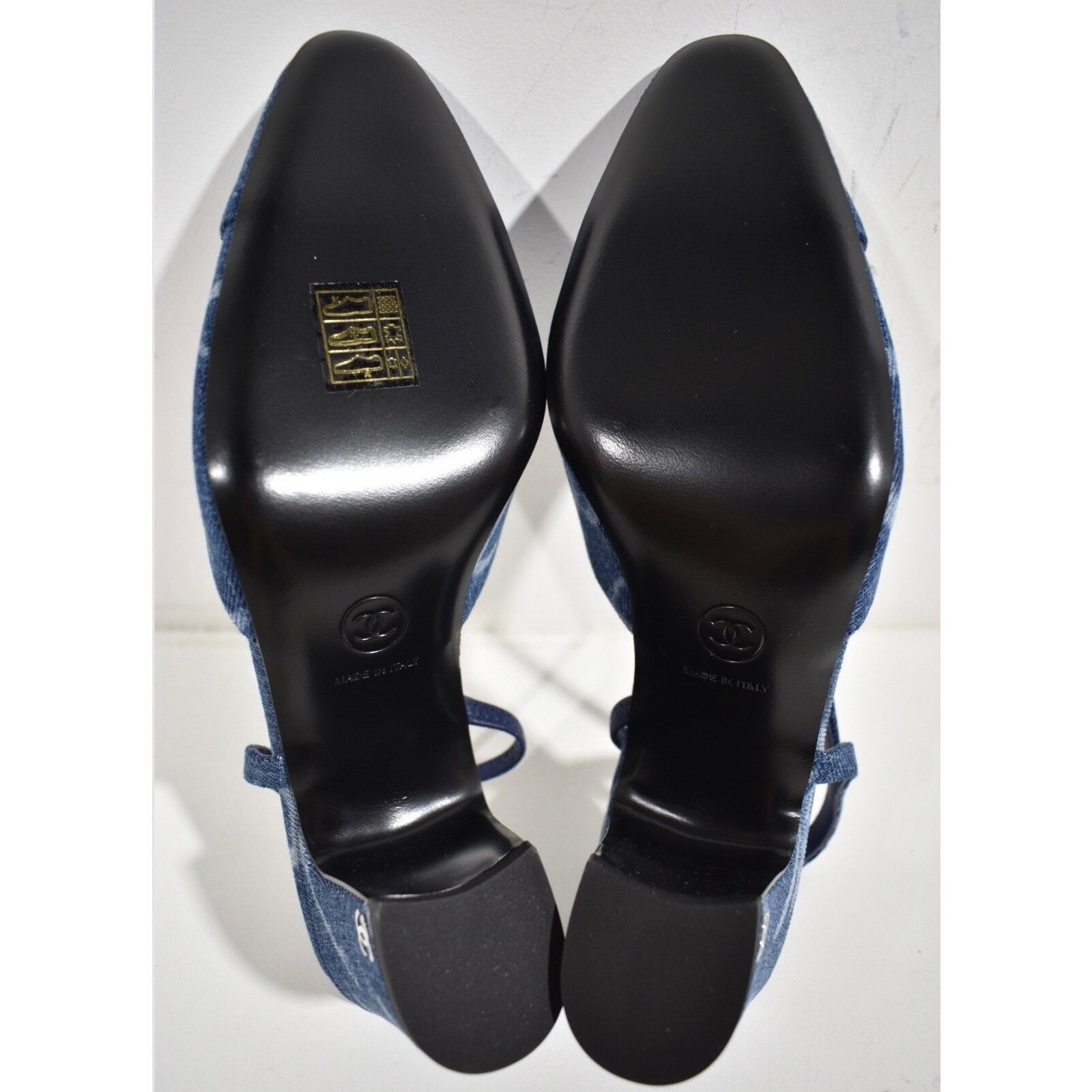 Chanel Chanel Dark Blue Denim White CC Logo Slingback Block Heel 38 Size US 8 / IT 38 - 12 Thumbnail
