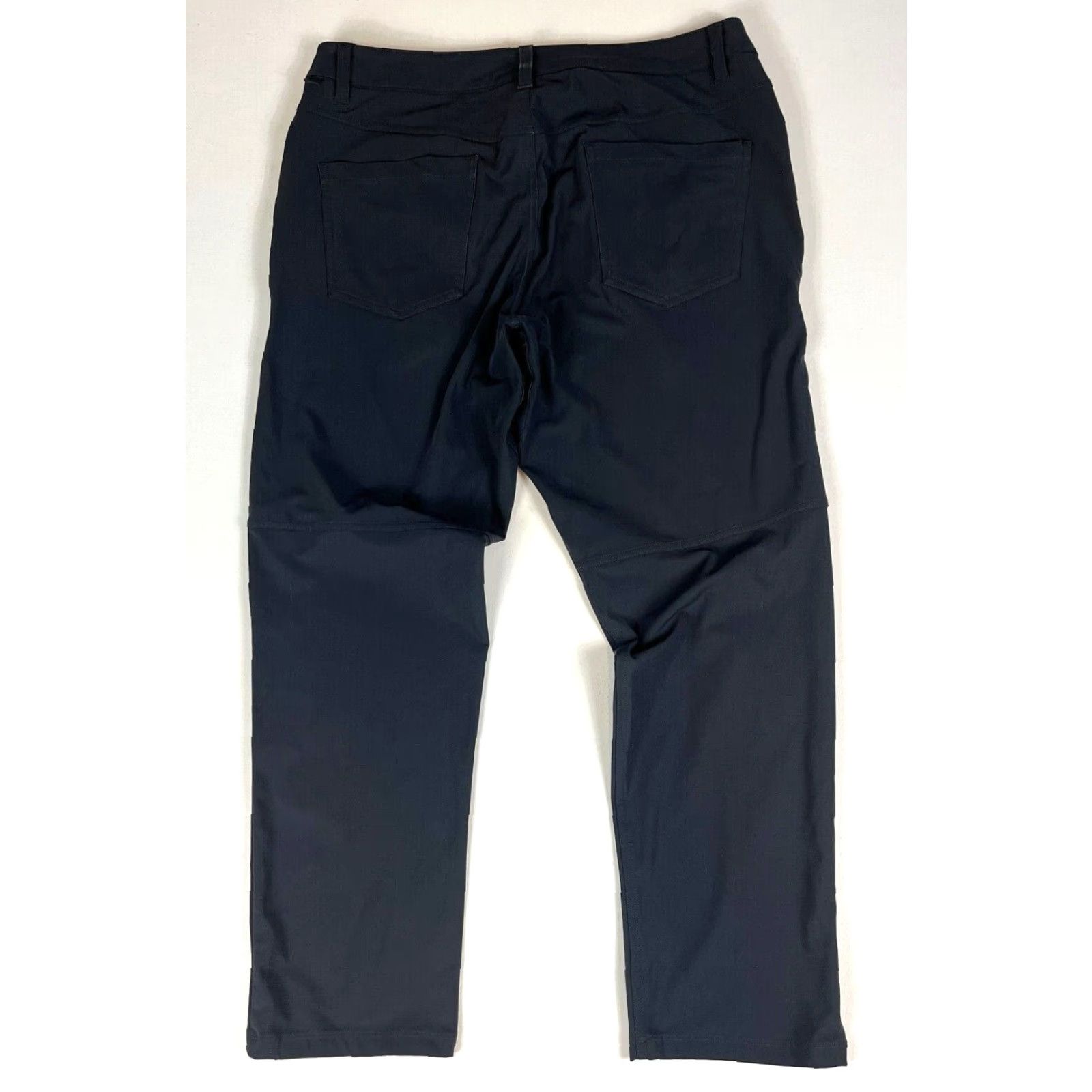 Lululemon Lululemon Men's ABC Pants Classic LM5A87S Obsidian 32x28 Pants City Preppy Straight Inseam 28 in Trousers) Size US 32 / EU 48 - 5 Thumbnail