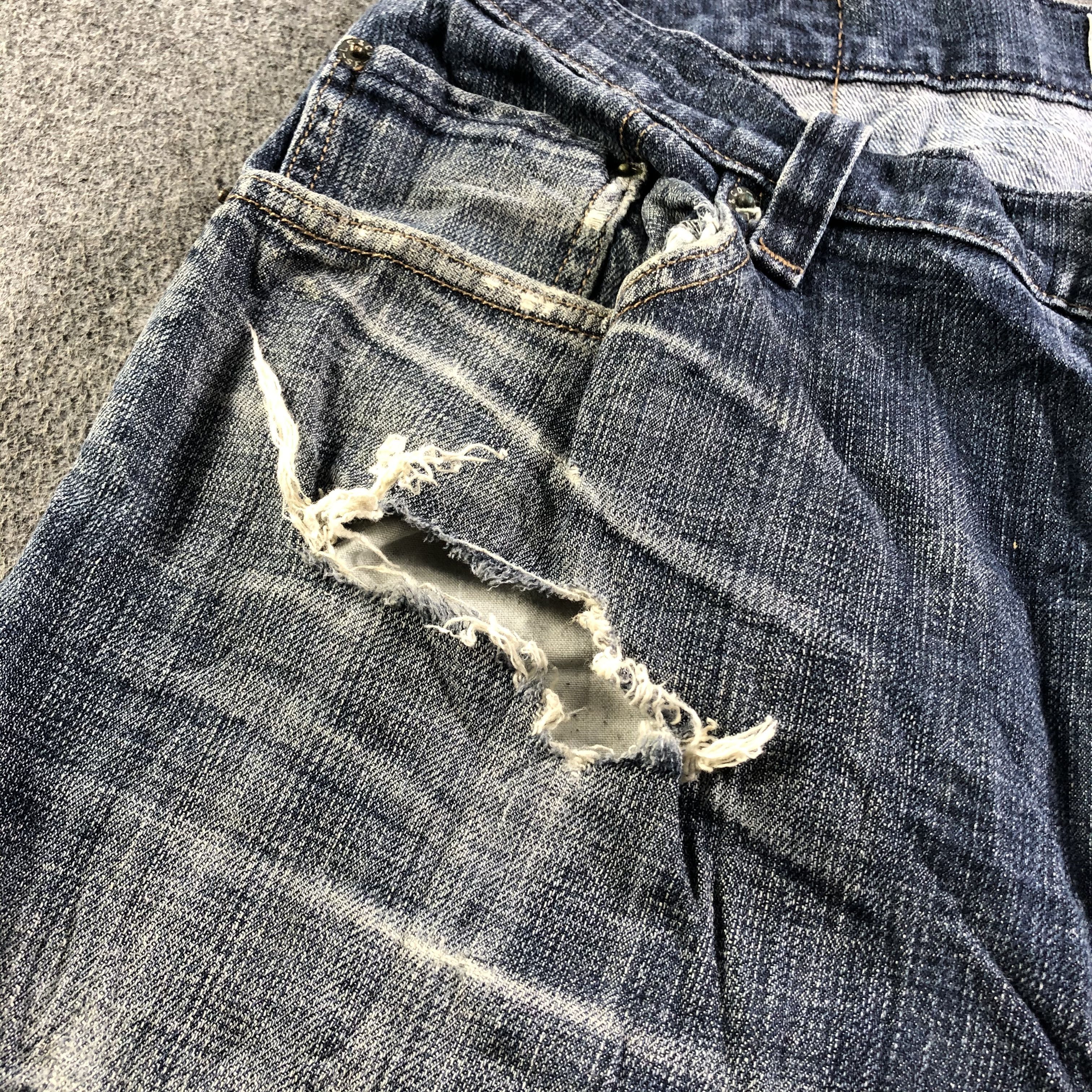 Levi's Vintage Blue Wash Levis 559 Jeans-J3238 Size US 35 - 8 Thumbnail