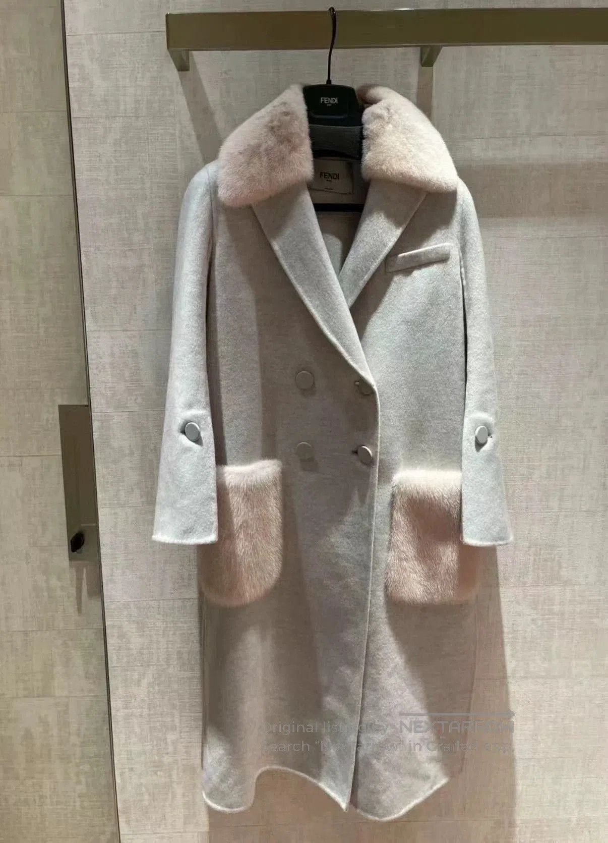 Fendi FENDI Gray Pink Fur Pocket Coat. Size US XS / EU 42 / 0 - 8 Thumbnail