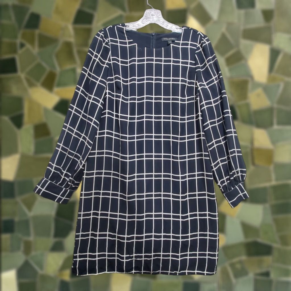 Banana Republic Banana Republic Shift Dress Women's 4 Black Plaid Round Neck Pullover Cocktail Dress Size S / US 4 / IT 40 - 1 Thumbnail