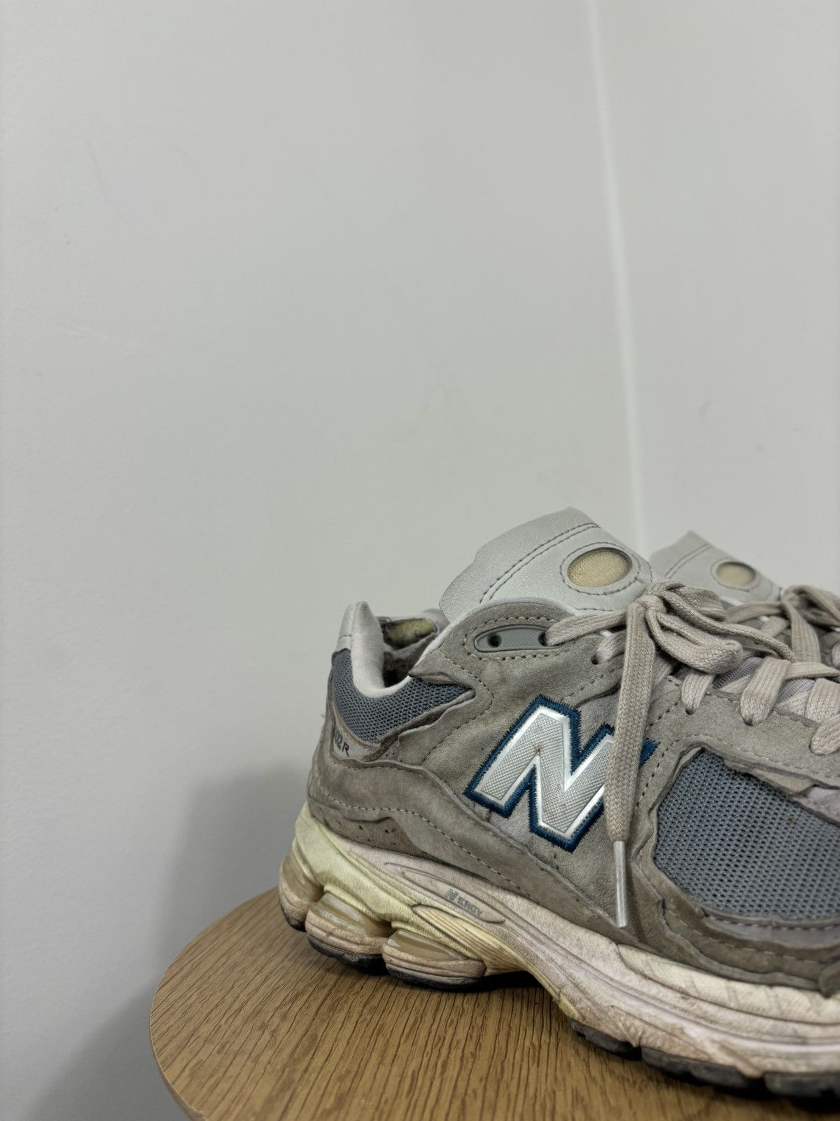 New Balance New Balance 2002r Protection Pack Mirage Grey Sneakers Shoes Size US 9.5 / EU 42-43 - 2 Thumbnail
