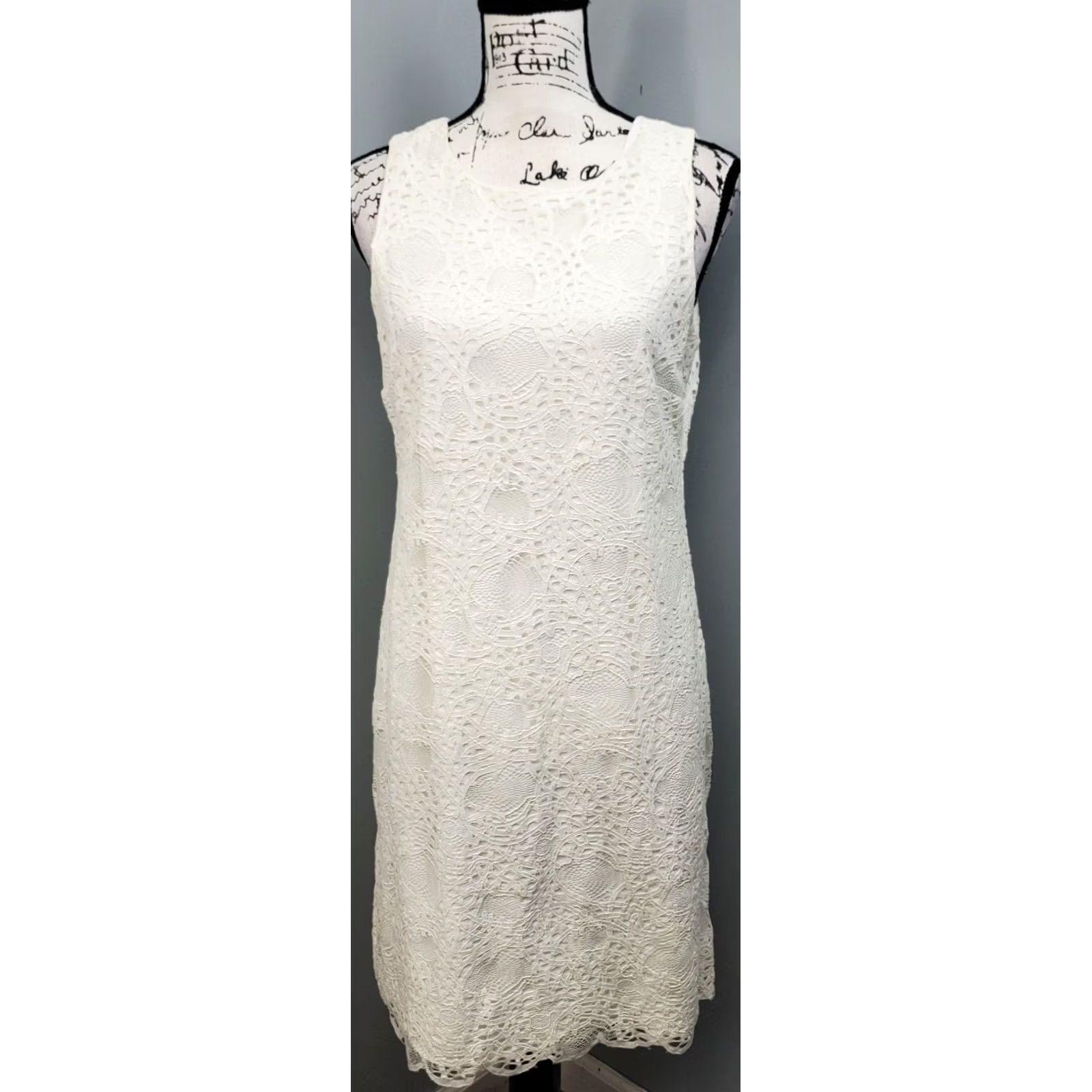 Vince Camuto Vince Camuto White Shift Dress Womens 8 Sleeveless Back Zip Knee Length Formal Party Cocktail Dress Size M / US 6-8 / IT 42-44 - 2 Thumbnail