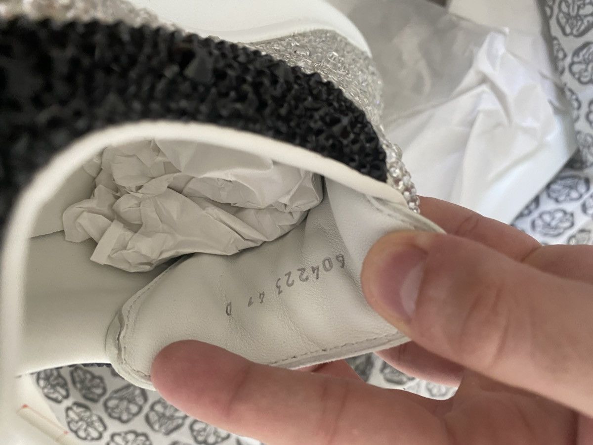 Alexander McQueen Alexander McQueen Crystal Embellishment sneakers Size US 8 / EU 41 - 17 Thumbnail