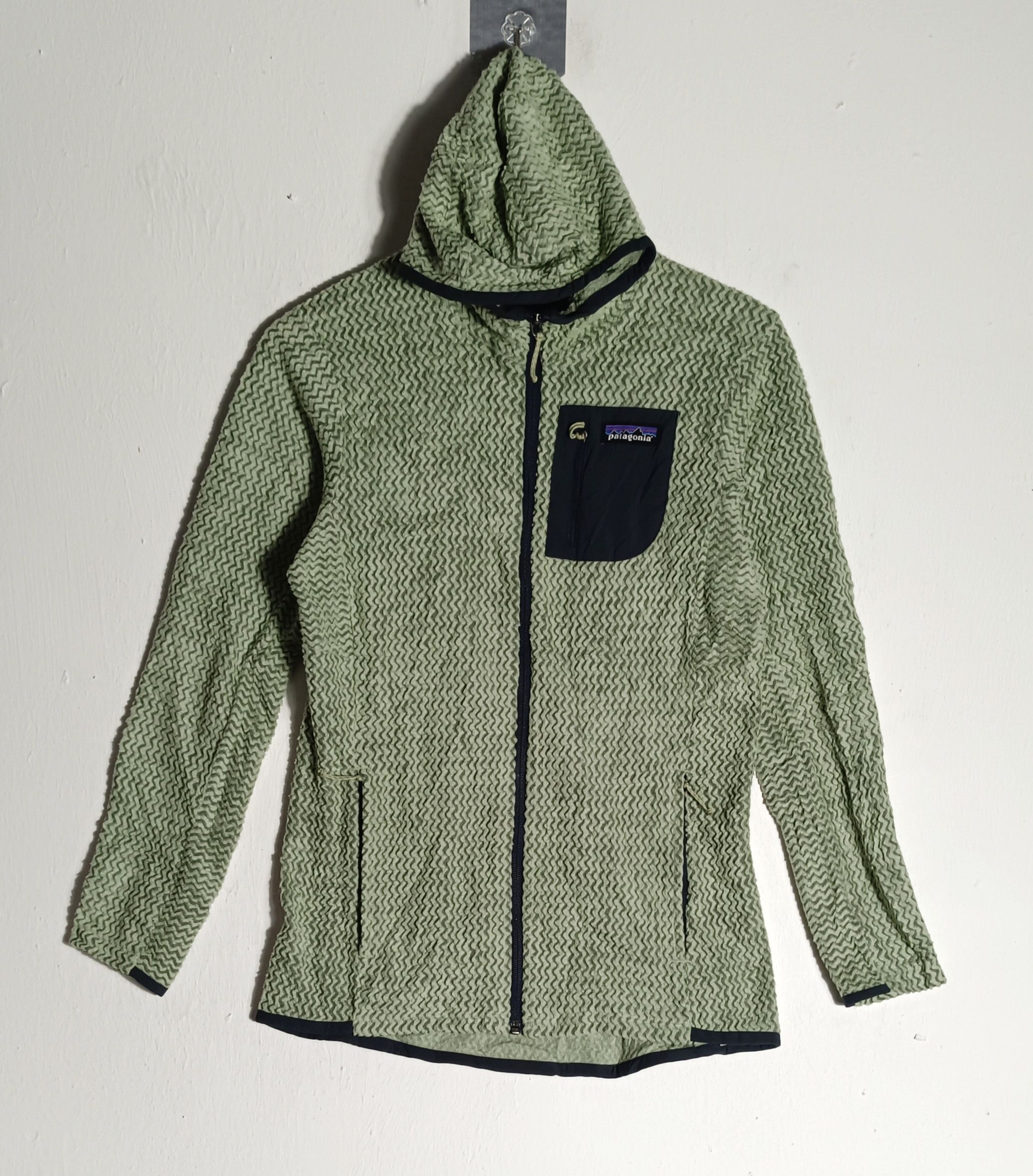 Patagonia Patagonia Women's R1 Air Full-Zip Hoody Hoodie Jacket Size US S / EU 44-46 / 1 - 1 Thumbnail
