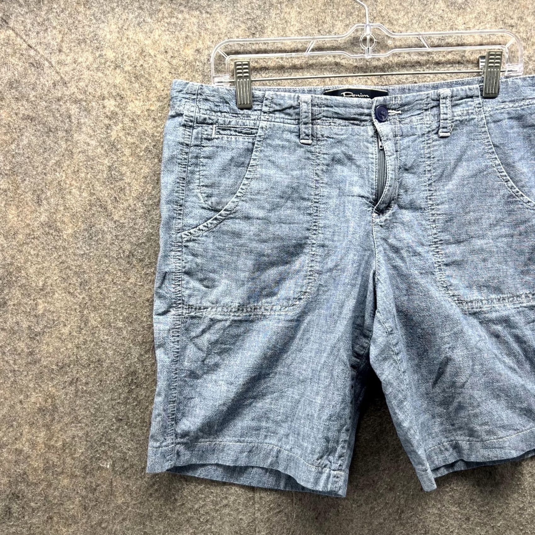 Tommy Bahama VINTAGE Tommy Bahama Shorts Women 6 Blue Denim Flat Front Chino Casual Cotton 8 In Inseam Mens Women Girls Size 28" / US 6 / IT 42 - 3 Thumbnail