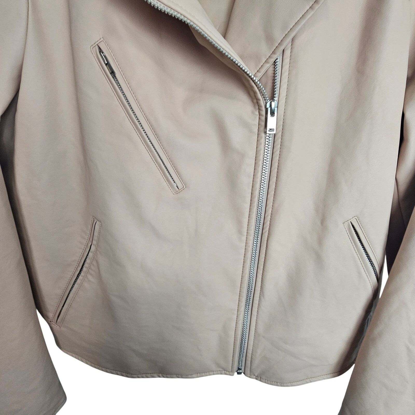 Uniqlo Uniqlo Womens Faux Leather Jacket Sz XL Asymmetric Zip Biker Size XL / US 12-14 / IT 48-50 - 3 Thumbnail