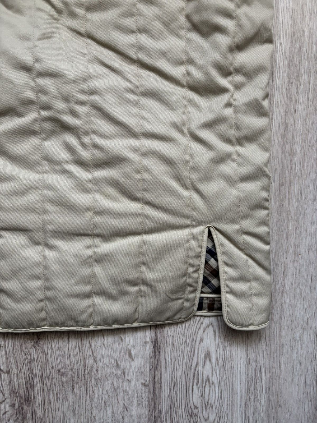 Aquascutum Rare vintage reversible Aquascutum vest Size M / US 6-8 / IT 42-44 - 14 Thumbnail