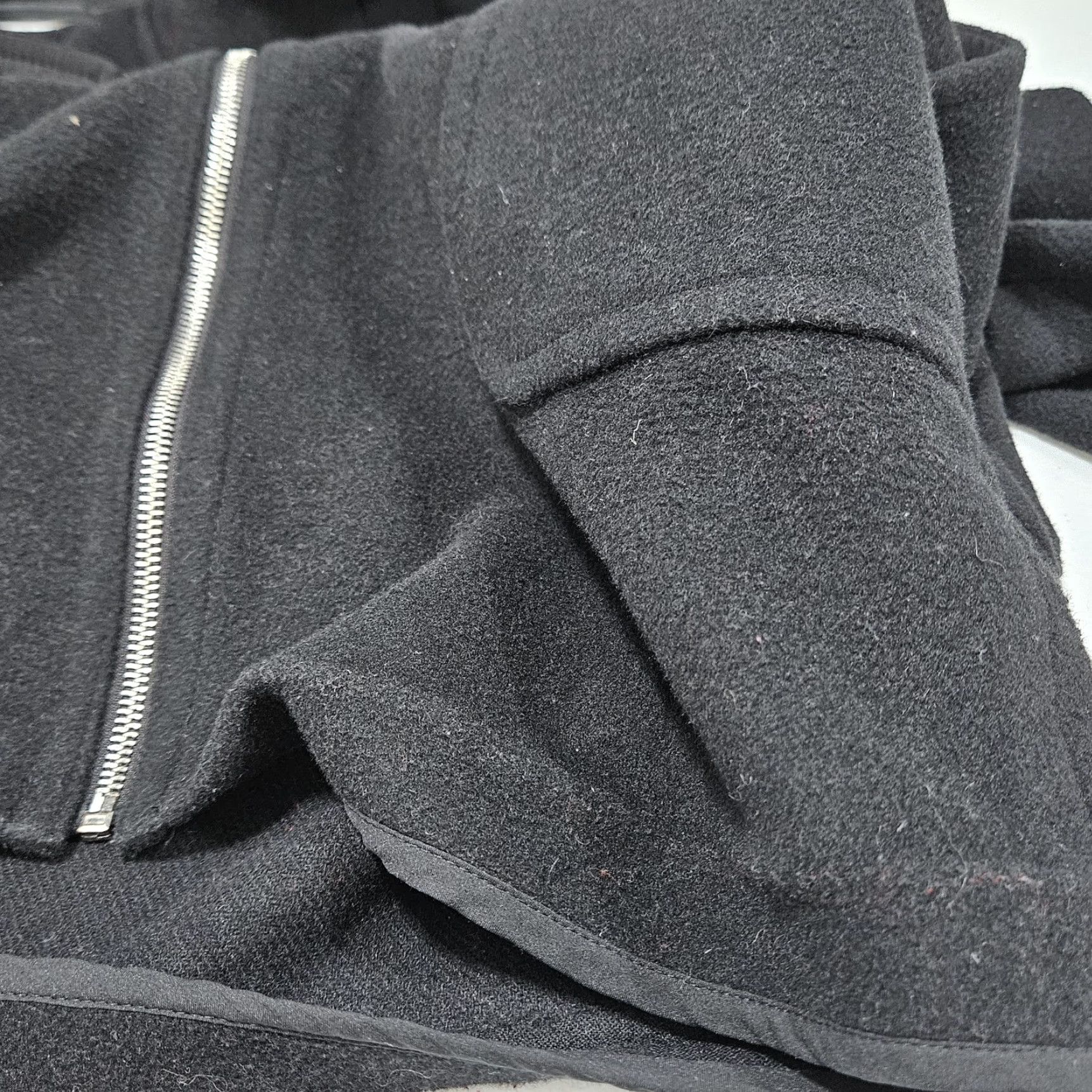 Ann Taylor Ann Taylor Black Wool Blend Hooded Full Zip Cargo Pockets Utility Coat 4 Size S / US 4 / IT 40 - 6 Thumbnail