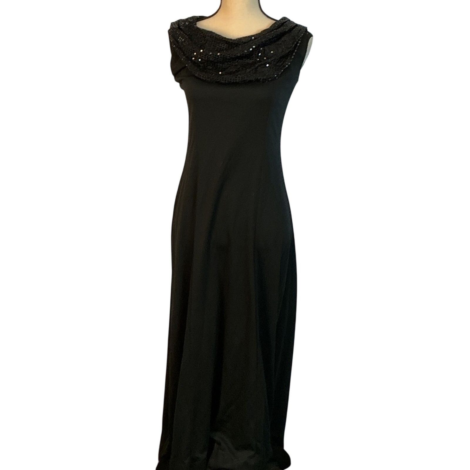 Other Vintage Black Evening Gown Made in USA Sequin Neckline Size S / US 4 / IT 40 - 1 Thumbnail