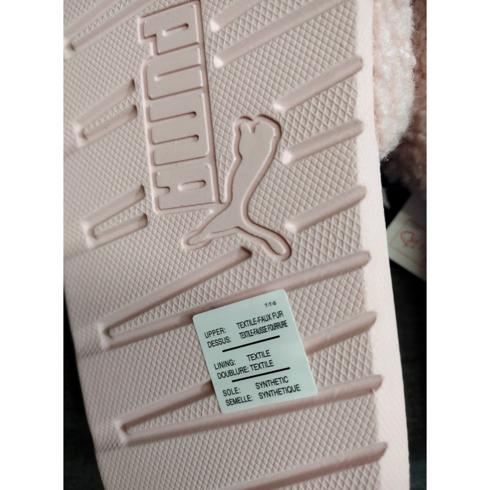 Puma PUMA X Cool Cat Sandals Slip On Pink Faux Fur Sherpa Logo Size 4C Junior Boys Shoes Size US 5.5 / IT 35.5 - 7 Thumbnail