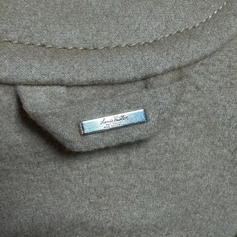 Louis Vuitton Louis Vuitton Khaki printed three-flower double-faced cash Size US L / EU 52-54 / 3 - 6 Thumbnail