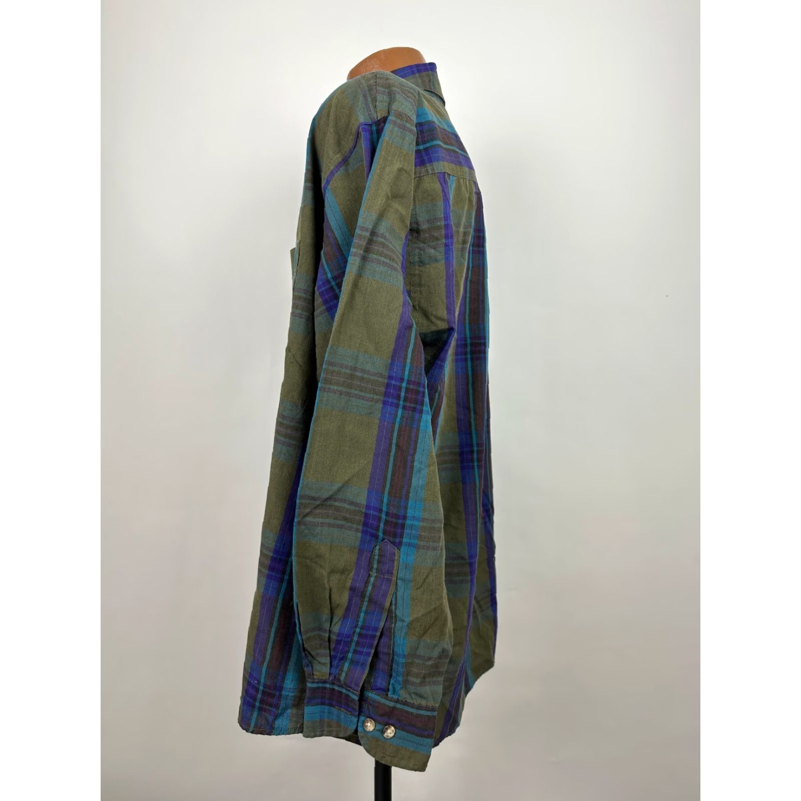 Van Heusen VINTAGE Van Heusen Shirt Men XL Olive Plaid 90s Casual Lightweight Button-Down Collar-Down Size US XL / EU 56 / 4 - 6 Thumbnail