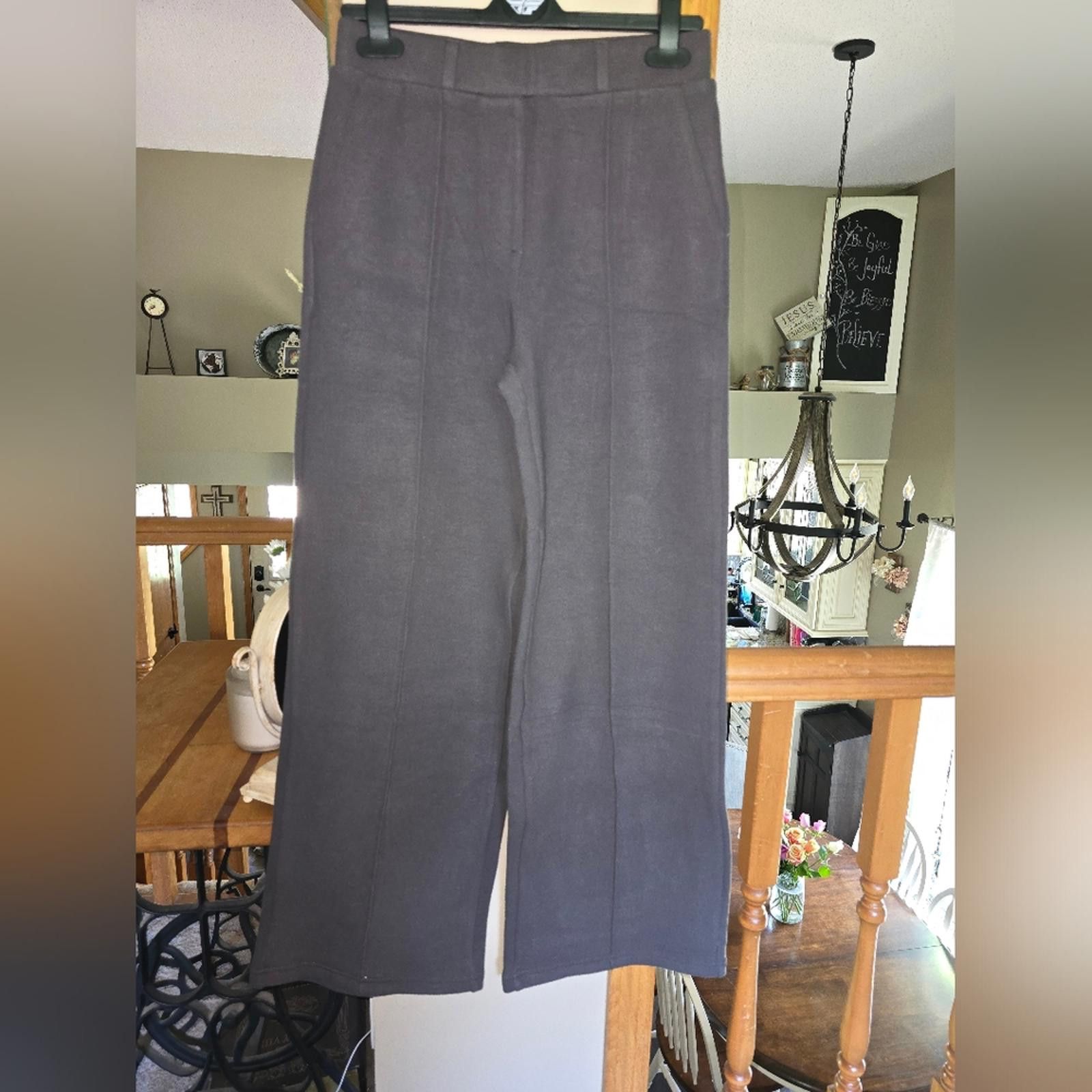 Designer OGL FuzzLuxe High Waisted Straight Leg Pull On Pant Size 28" / US 6 / IT 42 - 1 Thumbnail