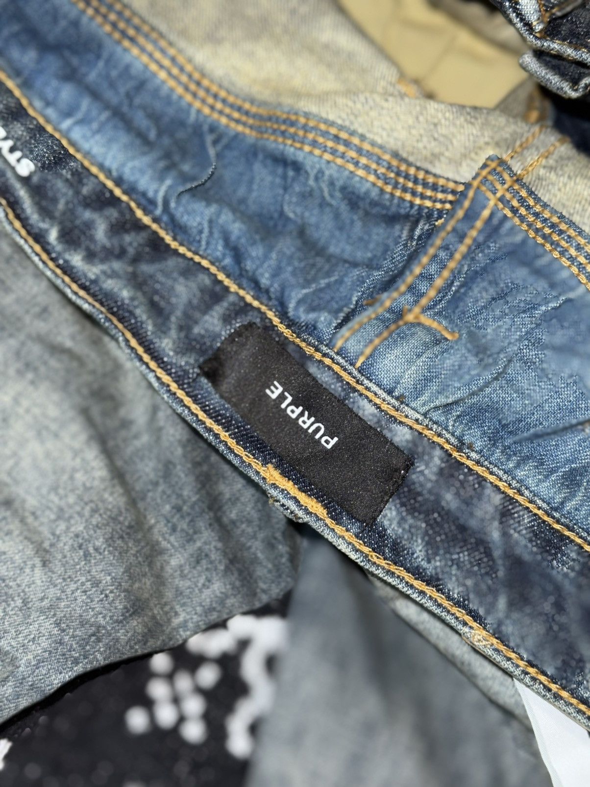 Purple Brand PURPLE BRAND DISTRESSED FADE AGED JEANS Size US 32 / EU 48 - 19 Thumbnail