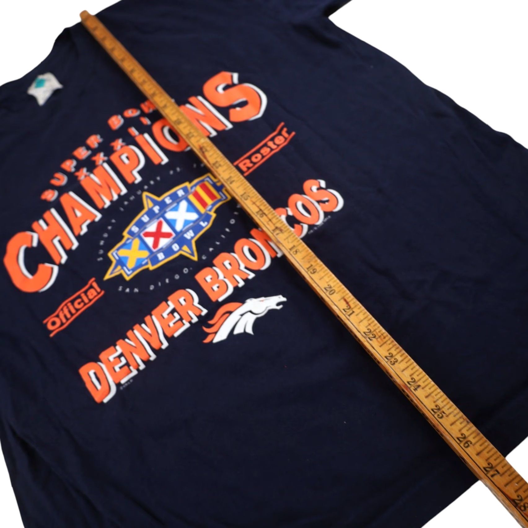 NFL VINTAGE Denver Broncos Champions Roster Graphic T Shirt Blue Mens Large L 90s NFL Shirt Size US L / EU 52-54 / 3 - 7 Thumbnail