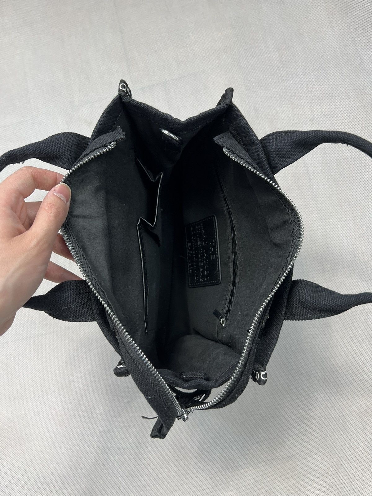 Marc Jacobs Handbag The Tote Bag Marc Jacobs Black High End Size ONE SIZE - 7 Thumbnail