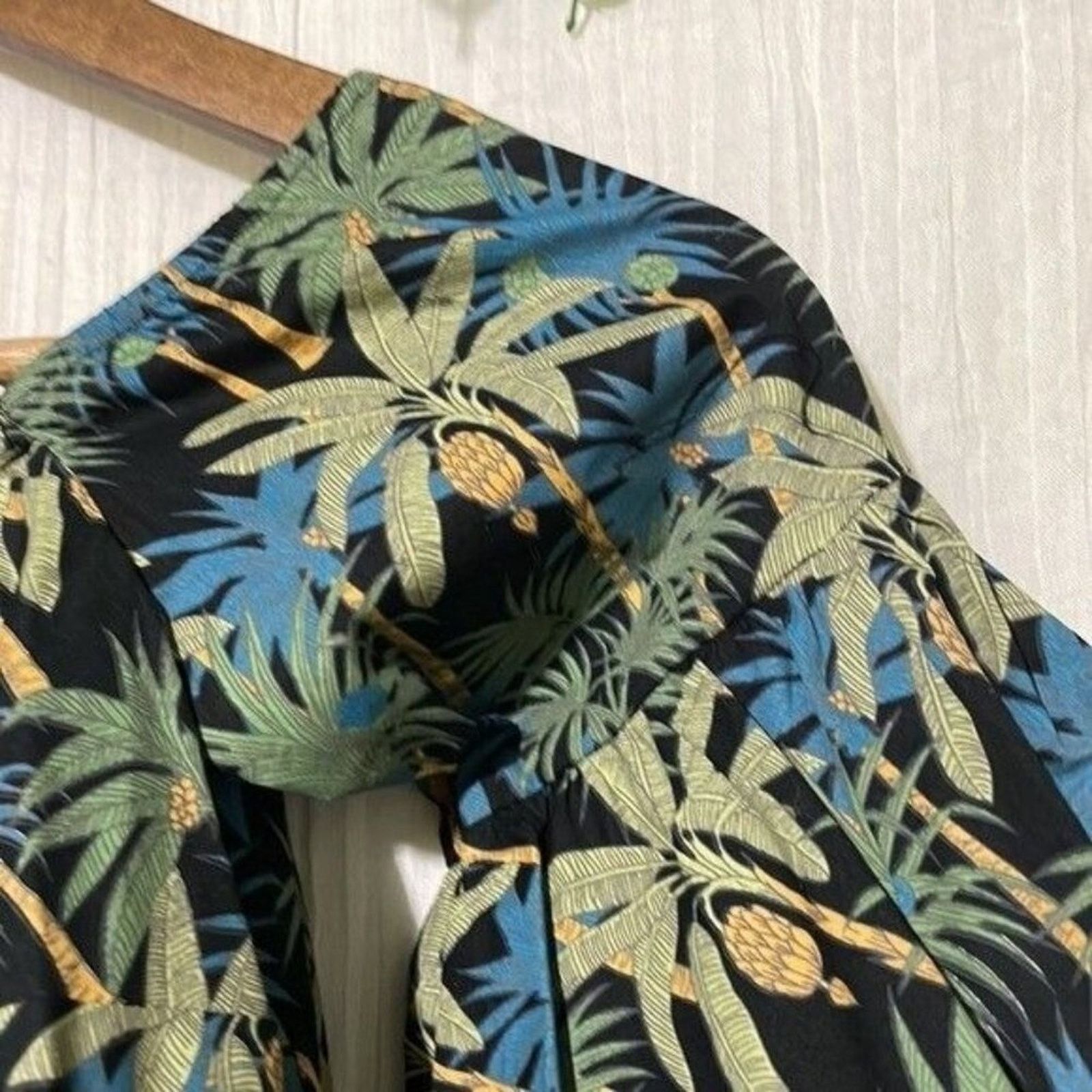 Other Anthropologie Lily Off The Shoulder Paradise Top NWT Small Size S / US 4 / IT 40 - 5 Thumbnail