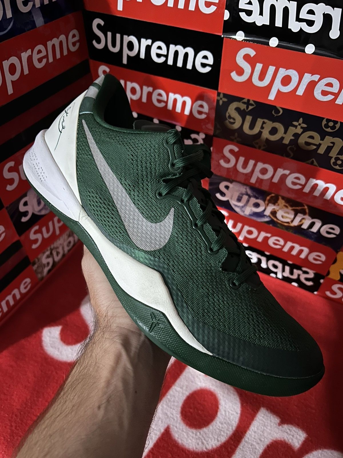 Nike Nike Kobe 8 System TB ‘Gorge Green’ 599520-301 size 13 Size US 13 / EU 46 - 10 Thumbnail