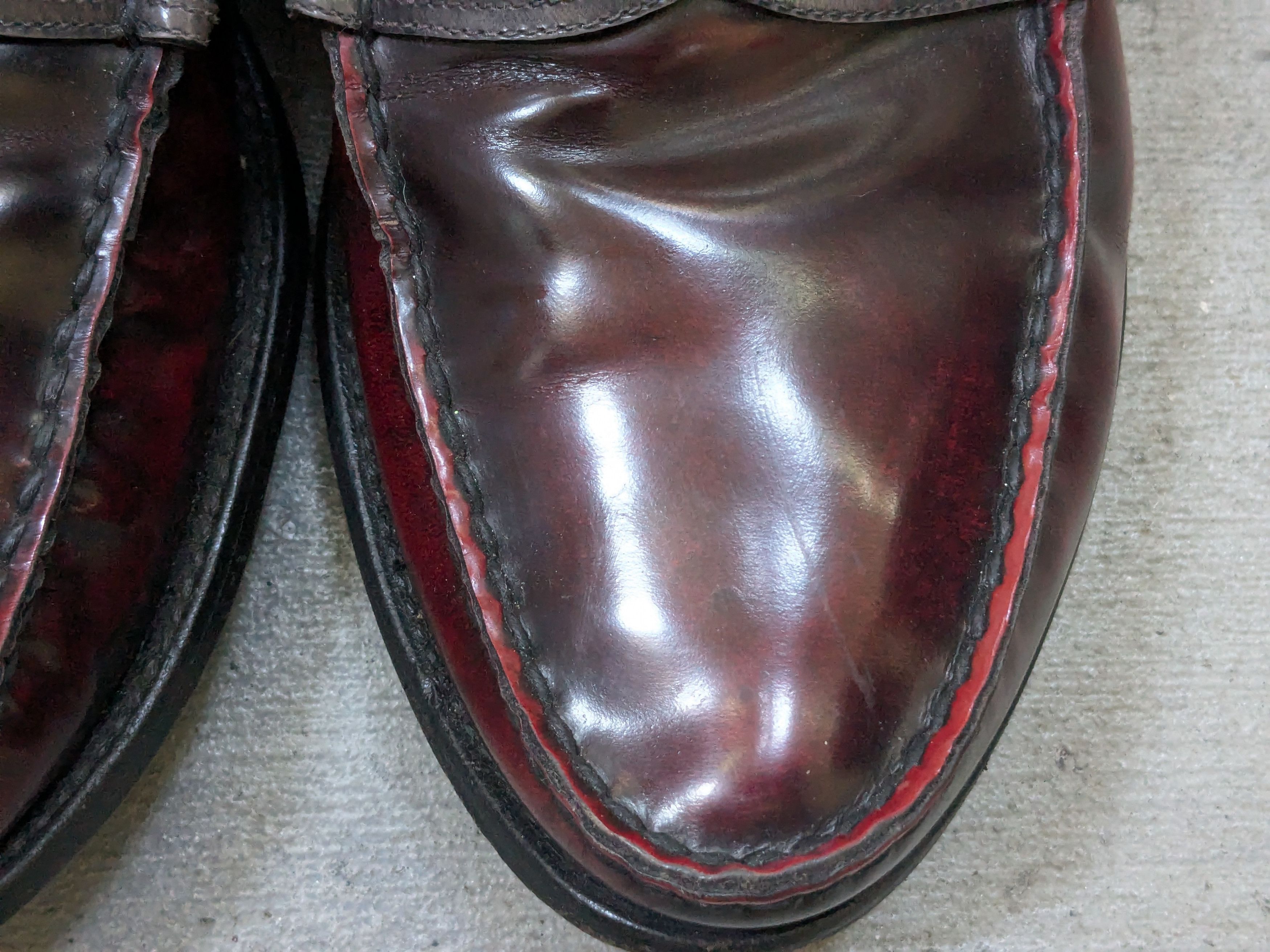 Prada Prada Loafers Red Leather 10.5 Black Slip Ons Italy Size US 10.5 / EU 43-44 - 6 Thumbnail