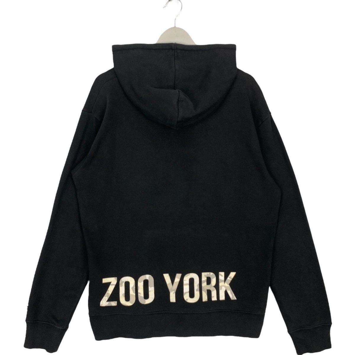 Vintage Vintage Zoo York Full Zip Hoodie Black Pullover Jumper L Size US L / EU 52-54 / 3 - 7 Thumbnail