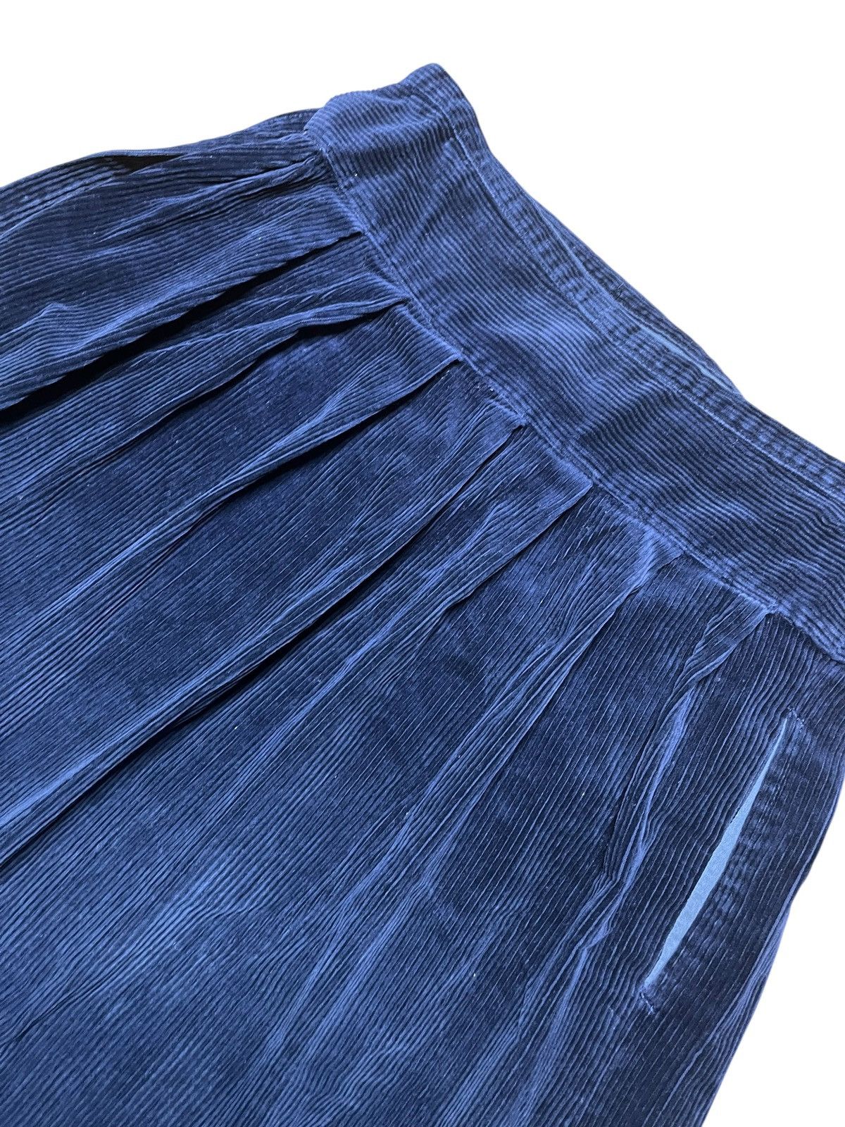 Comme des Garcons 90s Robe de Chambre Comme des Garçons pleated Corduroy Skir Size 27" / US 4 / IT 40 - 3 Thumbnail