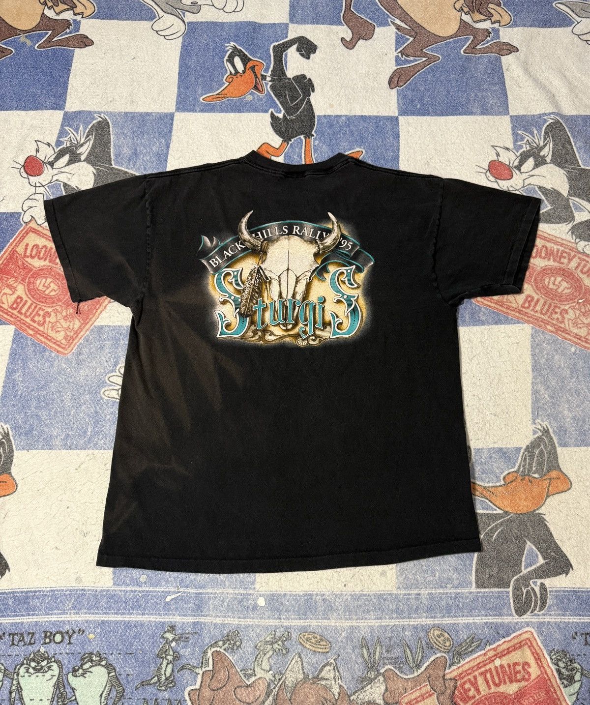 Vintage sturgis wolf 3d emblem tee
