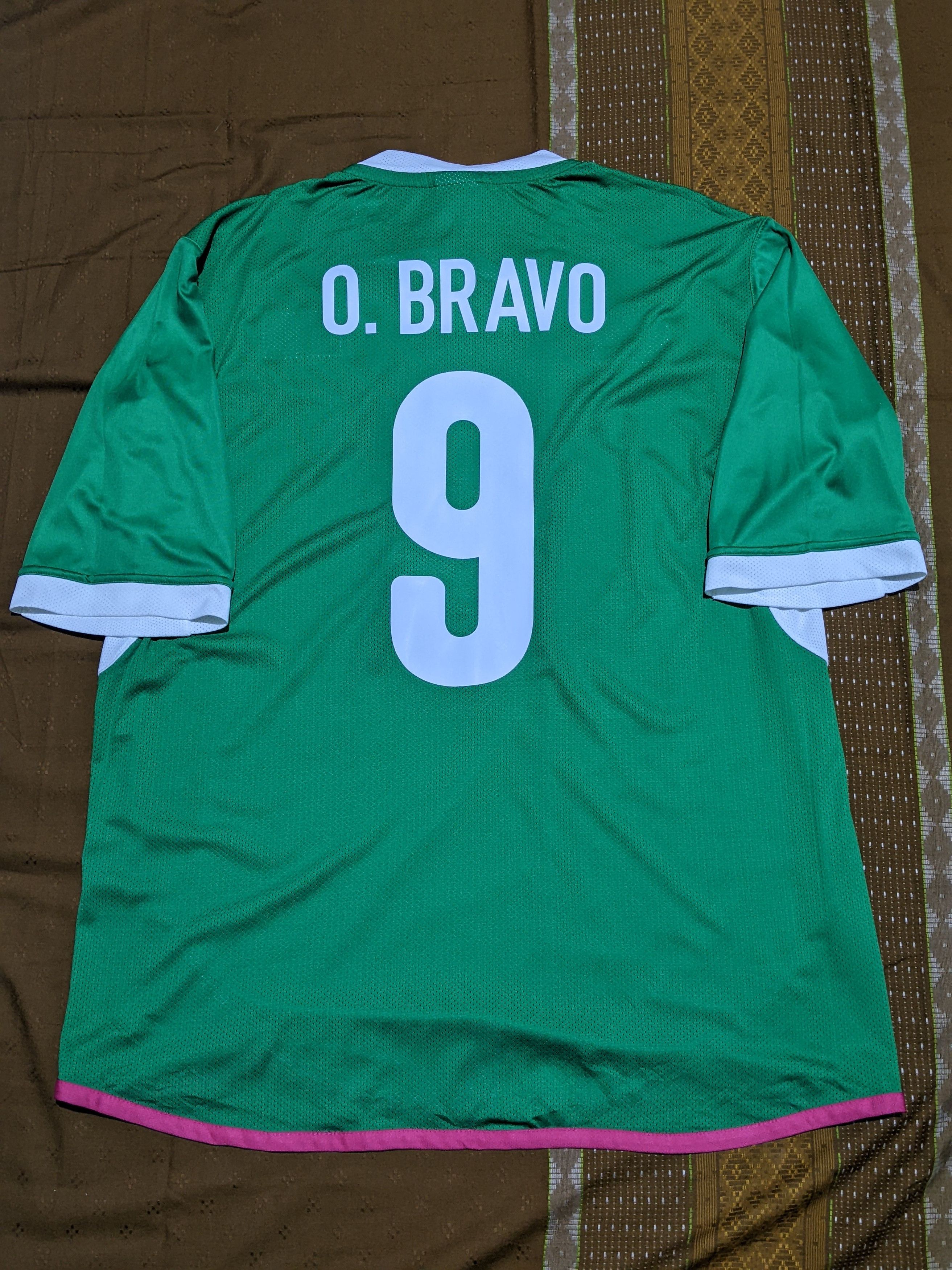Atletica Mexico 2001 Olympic home Omar Bravo Jersey football shirt Size US L / EU 52-54 / 3 - 2 Thumbnail