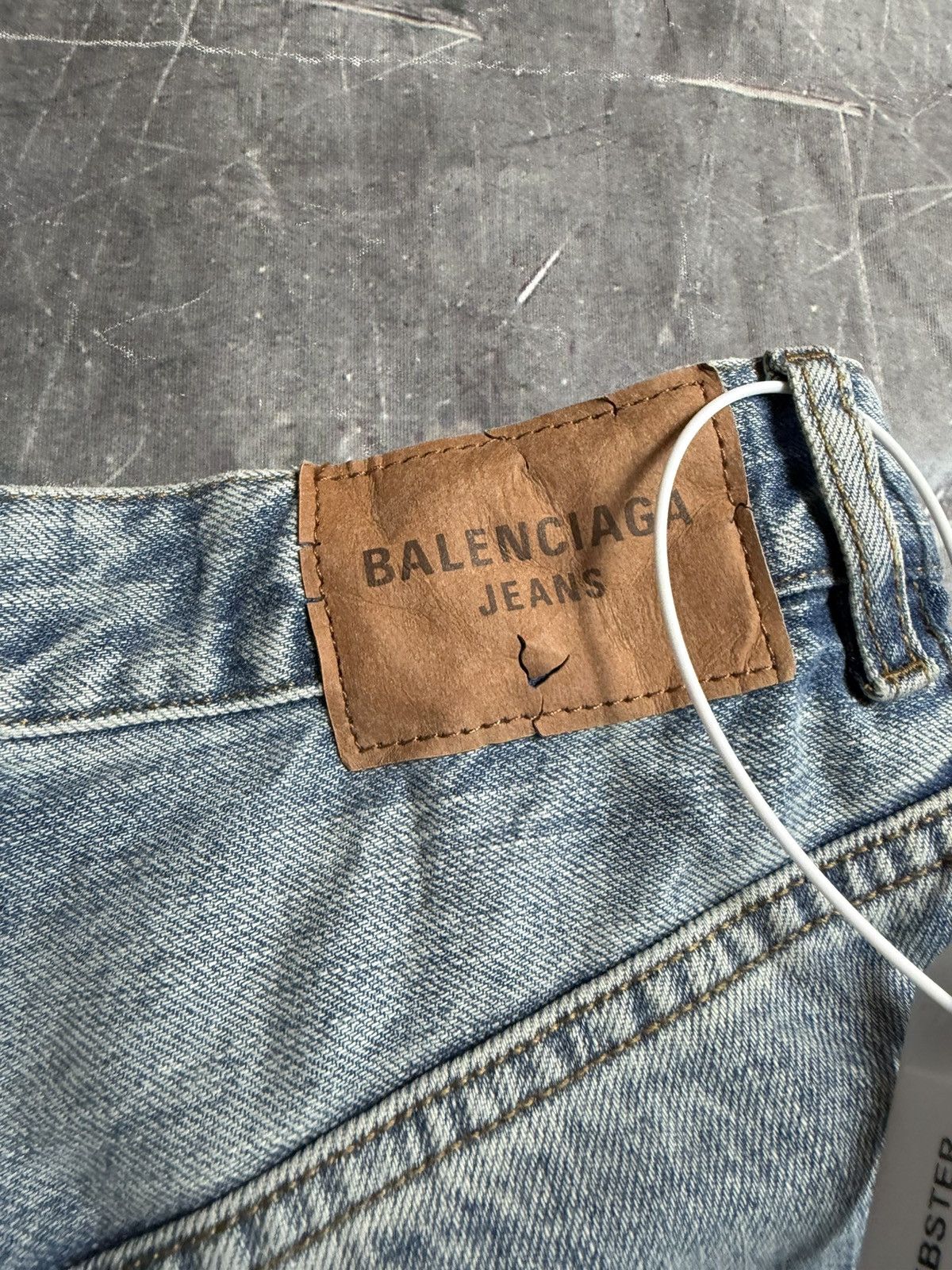 Balenciaga Balenciaga Baggy Jeans in Classic Blue Size US 34 / EU 50 - 7 Thumbnail