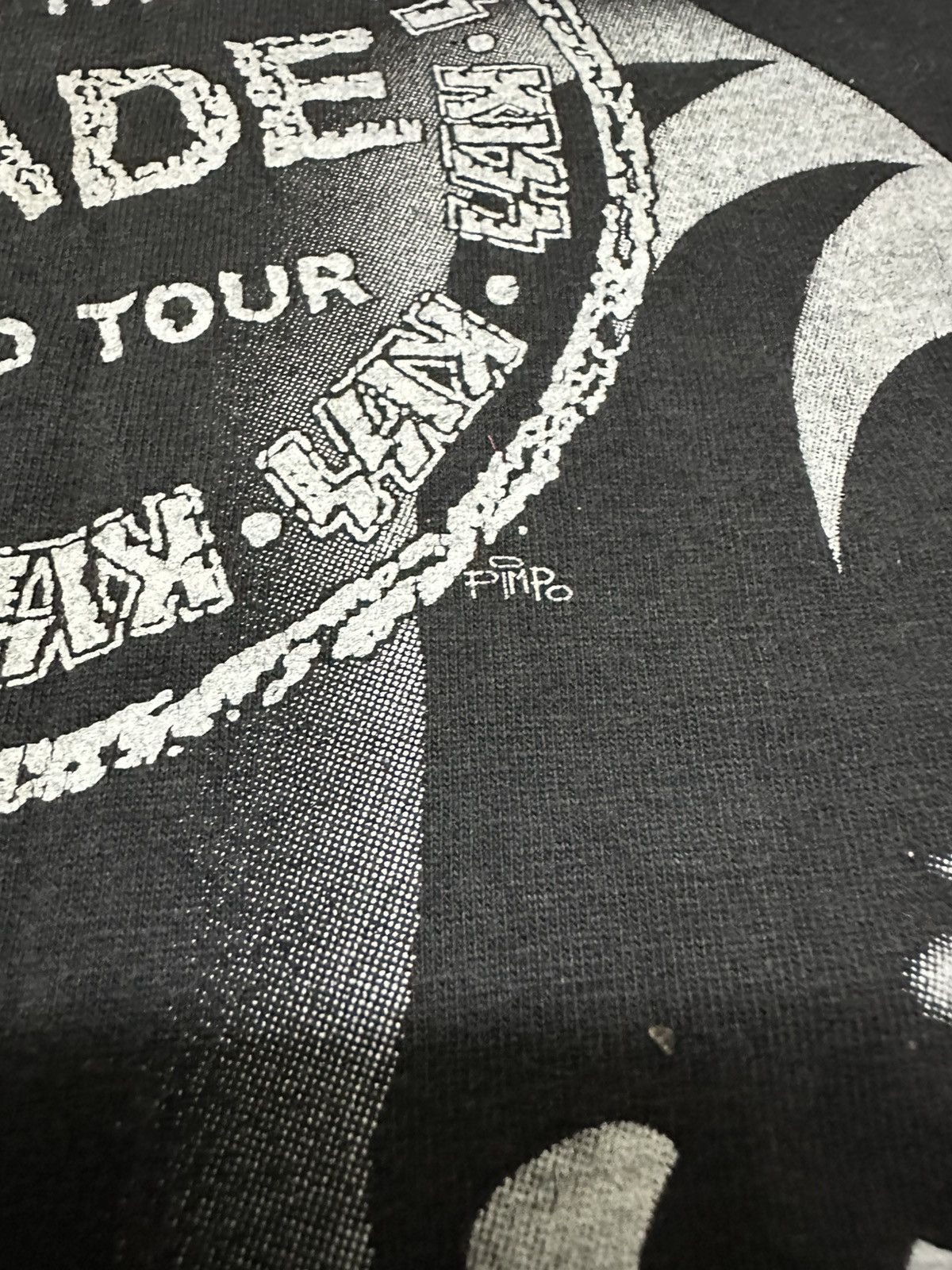 Band Tees Vintage 90s Kiss hot in the shade band tee Size US L / EU 52-54 / 3 - 5 Thumbnail