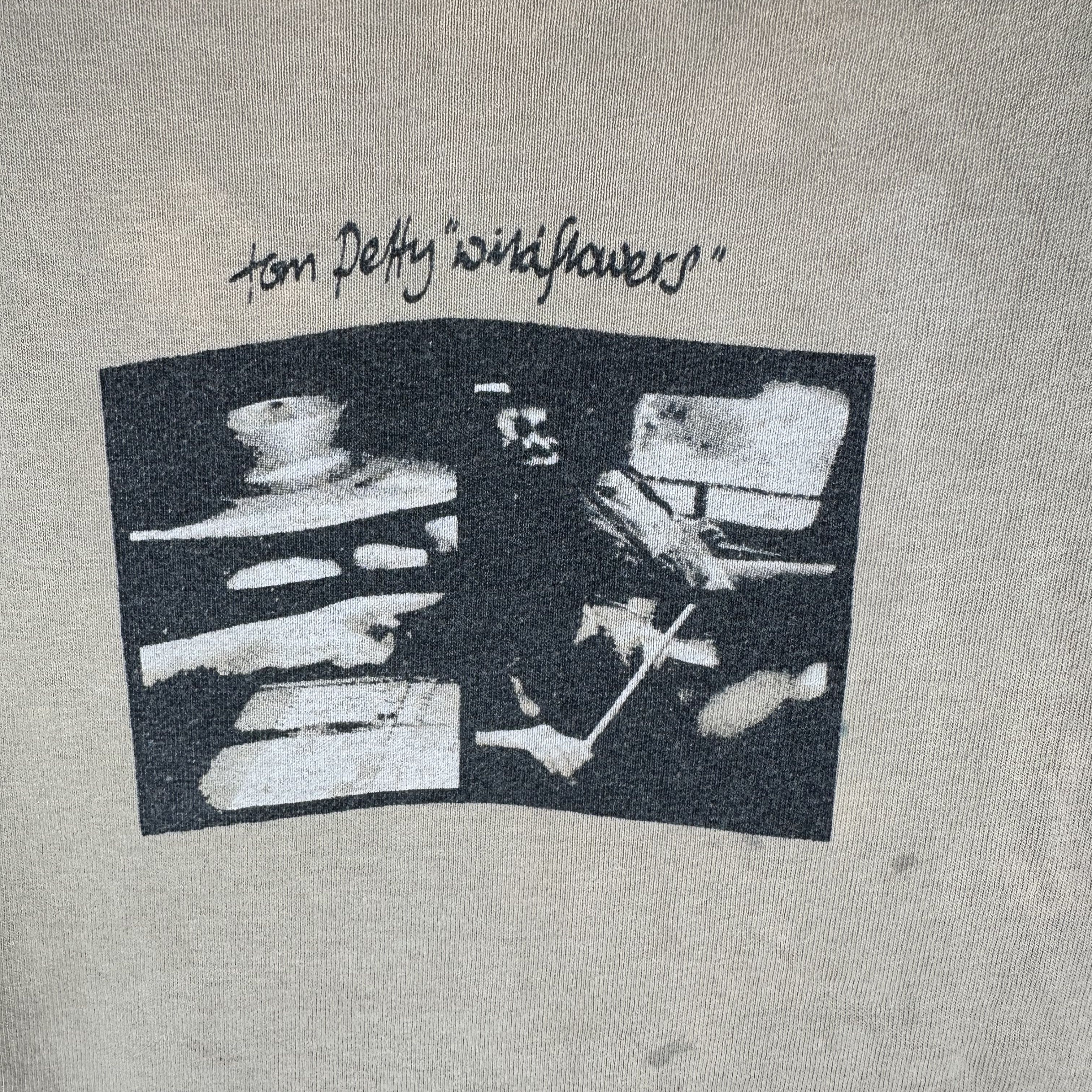 Vintage Vintage 1995 Tom Petty Wildflowers Graphic T-Shirt Size US XL / EU 56 / 4 - 2 Thumbnail