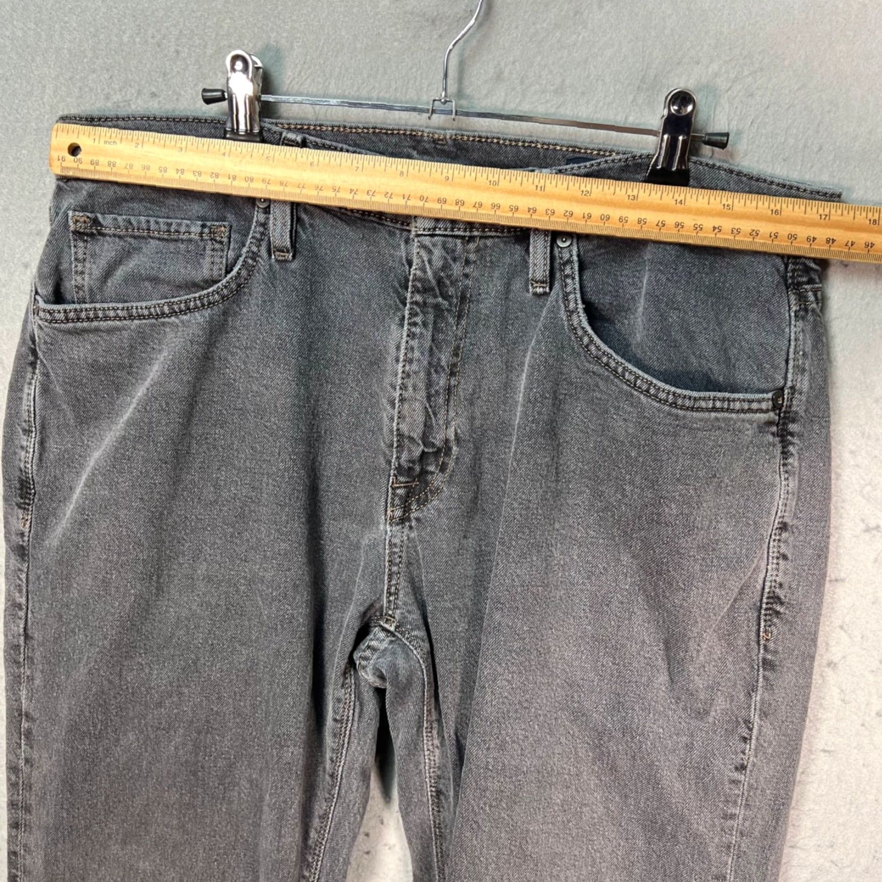 Roark Roark Jeans Slim Straight 34 x 32 Mens Gray Denim 5-Pocket Cotton Blend Zip Vintage No Size US 34 / EU 50 - 6 Thumbnail