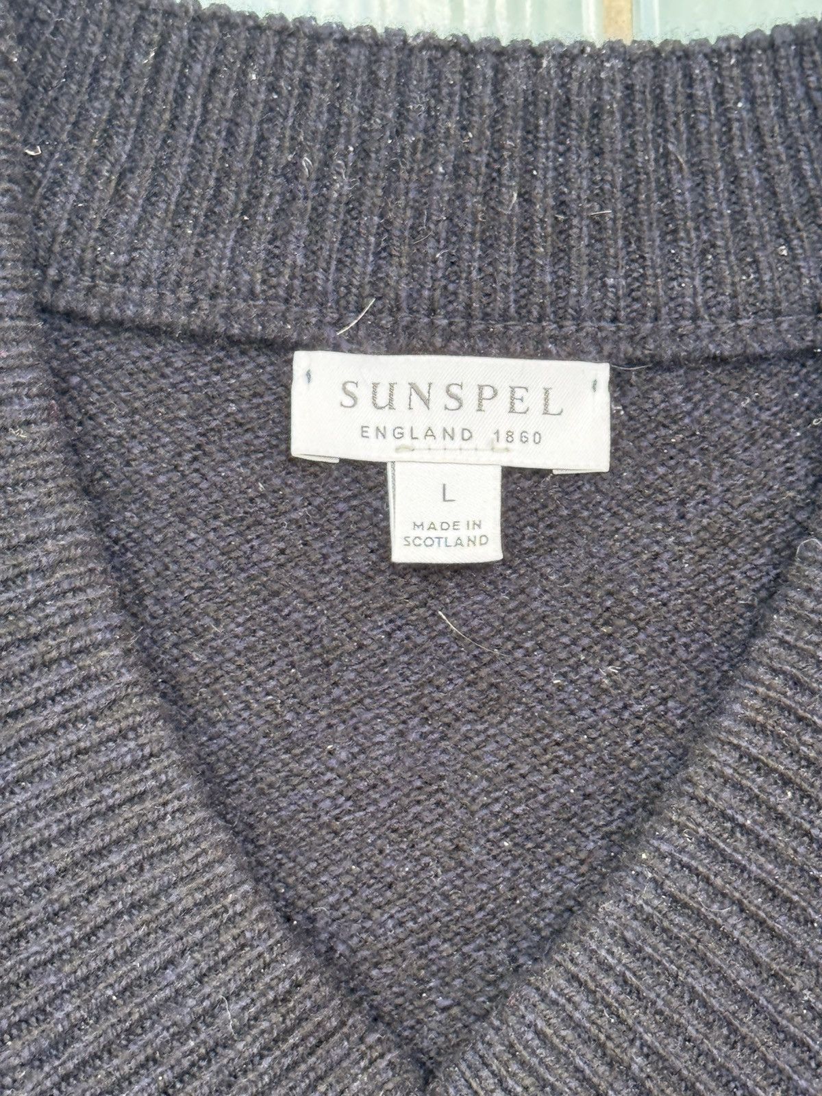 Sunspel Sunspel v-neck knits Size US L / EU 52-54 / 3 - 2 Thumbnail